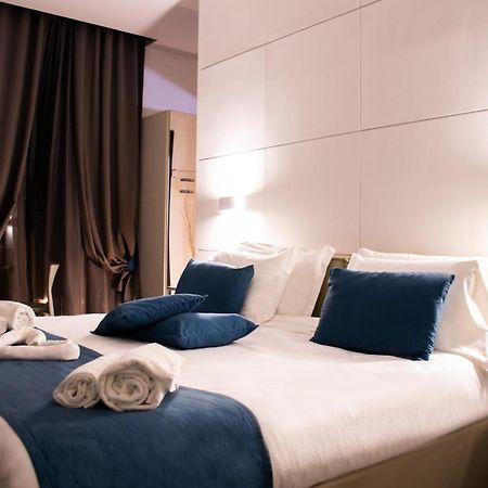 Megaris Luxury Suite Rooms Napoli Bagian luar foto